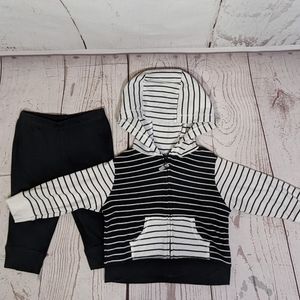 CARTER'S Hoodie Sweatshirt and Pants